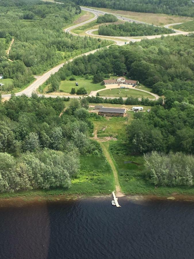 Lakeview Motel Jemseg Zewnętrze zdjęcie